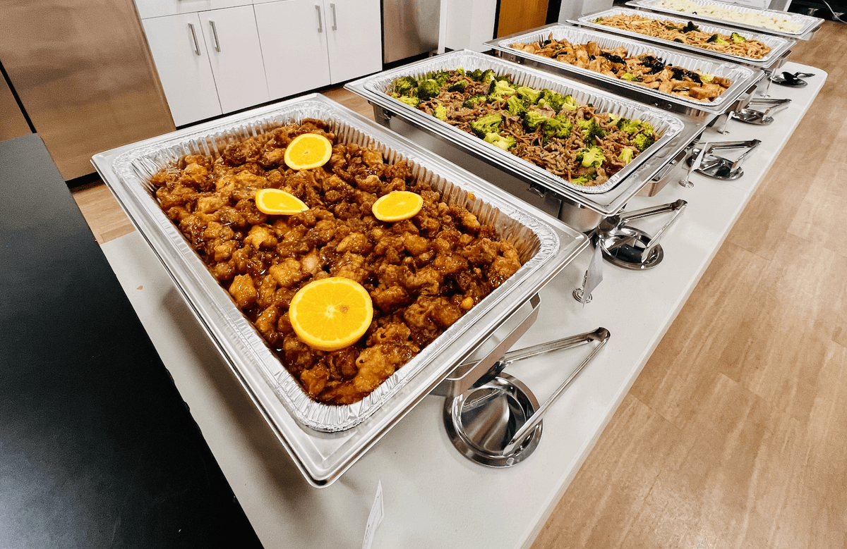 Office Catering on a Budget: How to Maximize Value Without Compromising&nbsp;Quality